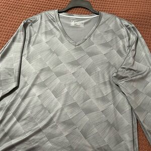 Arctic Cool Top. New. Size Women’s 3X. Gray. Hydro freeze technology material.